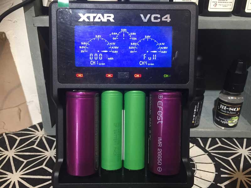 ���`�E���}���K���d�r �o�b�e���[�`���[�W���[ XTAR VC4 4�{�����ɏ[�d�o����[�d��