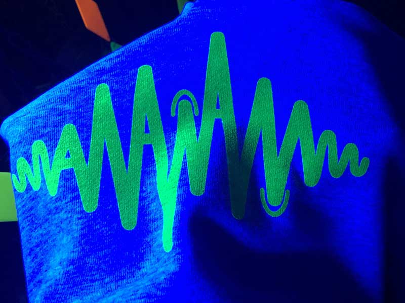 2022 F/W Heartbeat manana Pullover Parka Kids/ハートビート マニャーナ パーカー 蛍光プリント