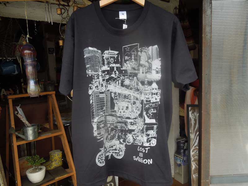 新品　ベトナムのTシャツ Lost in Saigon