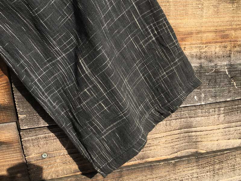 新品 タイ製 絣柄 薄手の生地のプルオーバーの長袖シャツ