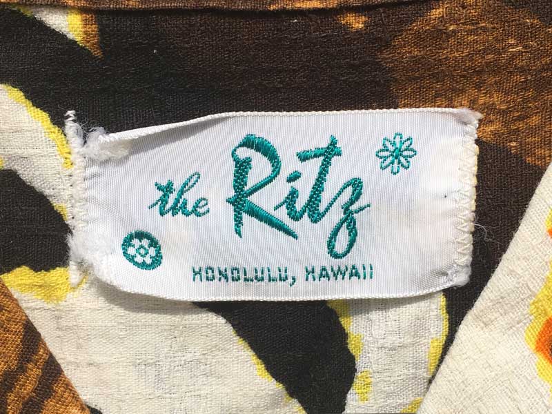1970 Vintage The Ritz Hawaiian shirts �U ���b�c 70�N�� �􉽊w�͗l�̉ԕ��v�����g�̃A���n�V���c