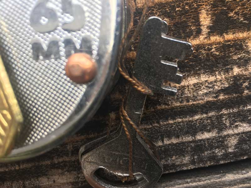 Antique、Retro Large Key Cedila/アンティーク、レトロなインドの大きな南京錠