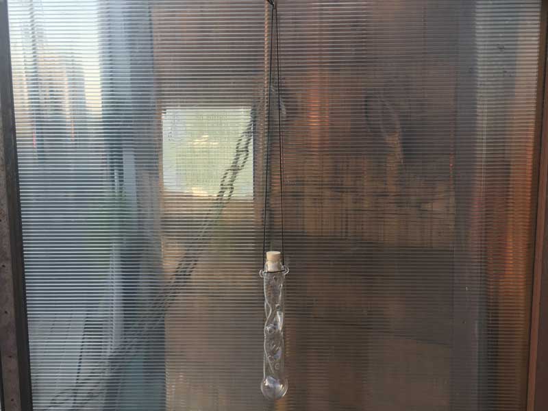 �V�i Art Glass Incense Burner Twist �A�[�g�K���X�̃c�C�X�g �C���Z���X�o�[�i�[ ��������