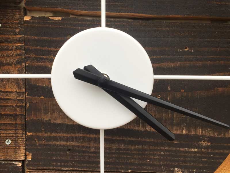 �V�i Interform�@Shandrum Clock �C���^�[�t�H�����@�V�����h�����@�؂ƃX�`�[���̕Ǌ|�����v