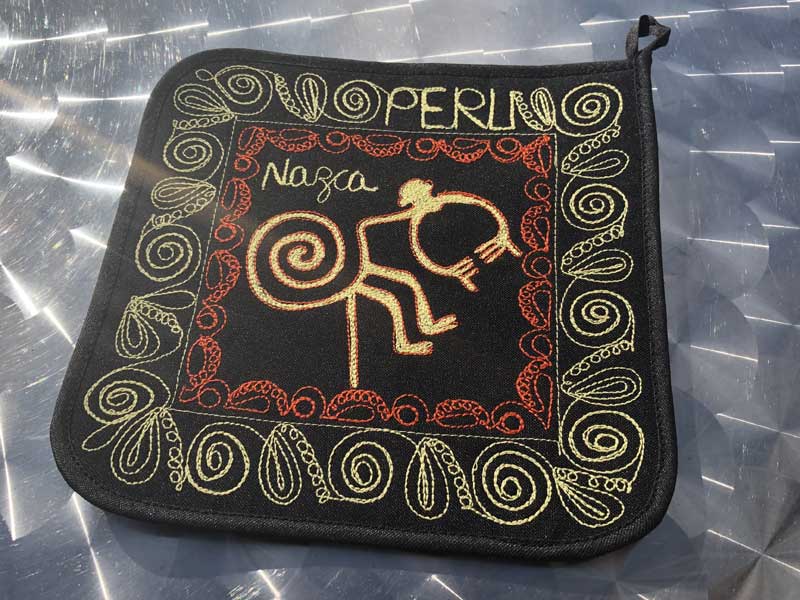 Peru Pot Mat �y���[�̃`�F�[���X�e�b�`�̓�~���A�i�X�J�̒n��G�A�����}�A�_�C�T�M�@