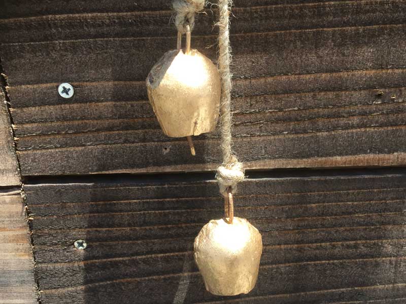 �V�i�@Posh Living 6 Iron Bell �|�b�V�����r���O 6 �A�C�A���x���A�h�A�x��