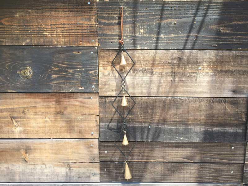 �V�i�@Posh Living Tripple Diamonds Iron Bell �A�C�A���x�� �g���v�� �_�C�A�����h