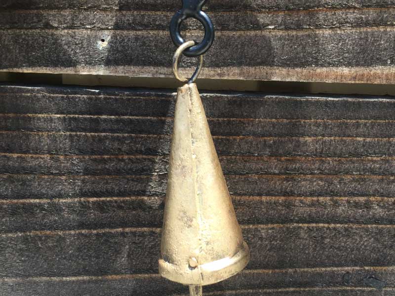 �V�i�@Posh Living Tripple Diamonds Iron Bell �A�C�A���x�� �g���v�� �_�C�A�����h