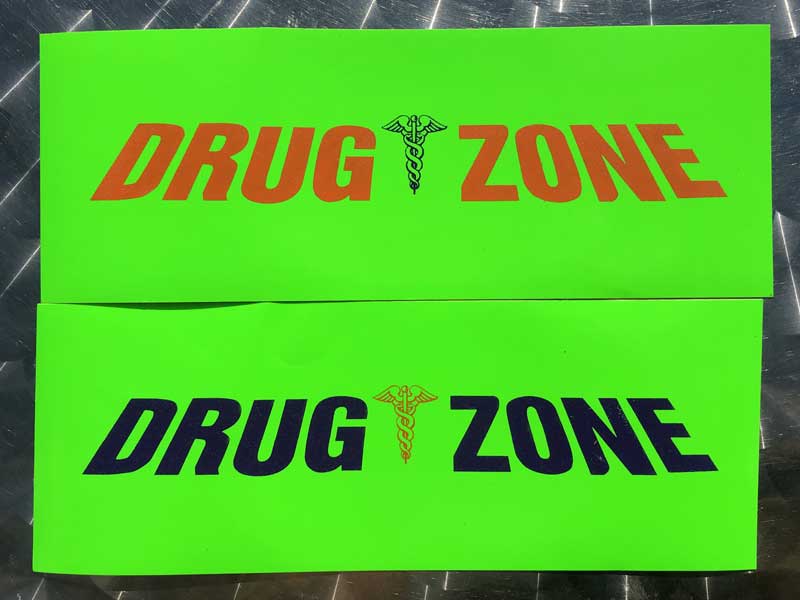 2023�@manana x MFP �V�� Blunts & DRUG ZONE �V���N�X�N���[���v�����g �����X�e�b�J�[