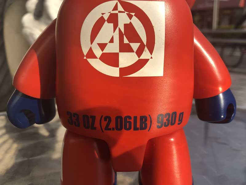 8 inch Acid Bear designed by ACID Toy2R 8inch アシッドベアキューイー、アートフィギュア