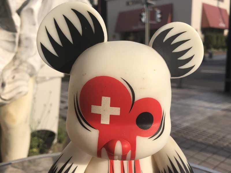 8 inch Qee RIPPER by DOINK Design Glow in the dark、グローインザダークのキューイー