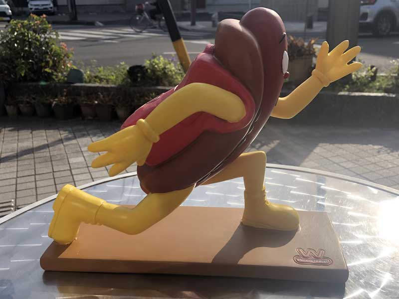 US TOY/Wienerschnitzel Statue/カリフォルニアのホットドッグ屋さんウィンナーシュニッツェルのフィギュア