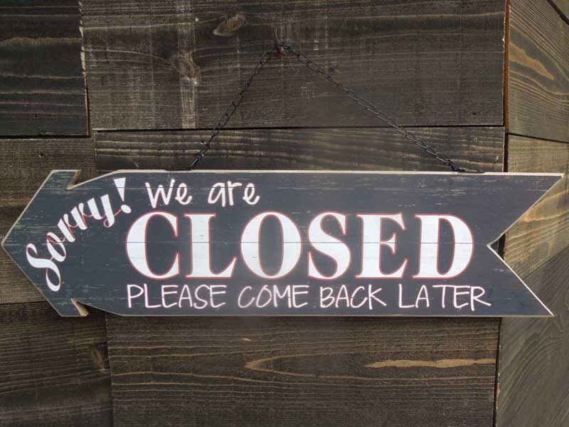 �V�i�@Vintage���H OPEN/CLOSED�̖ؐ� ���o�[�V�u���̖��^�ŔAArrow Sign