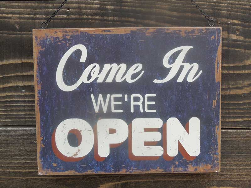 �V�i�@Vintage���H OPEN/CLOSED�̖ؐ��ŔA���o�[�V�u��