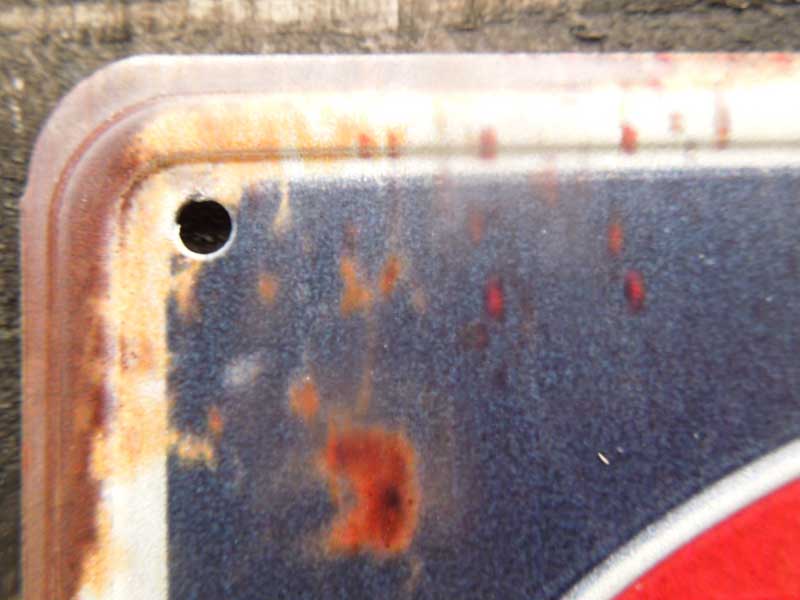 �V�i�@�A���e�B�[�N���H �u���L�����ʊ��̂���Warning! Genius at work�̊ŔA�K���[�W�G��