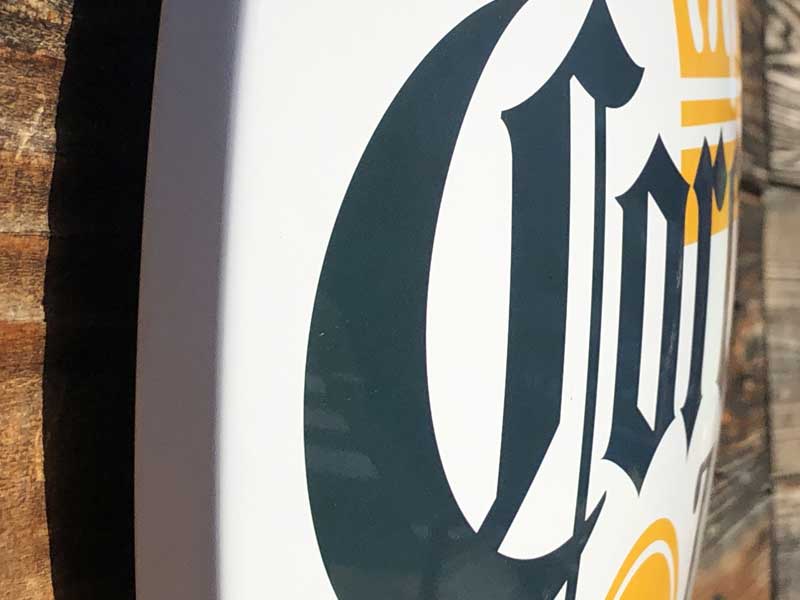 CORONA LIGHT �R���i ���C�g�̃h�[���^�̃��^���T�C���A�u���L���̊Ŕ�