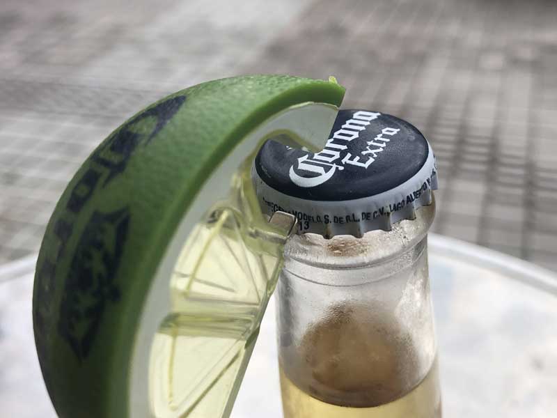 CORONA EXTRA Tray & Bottle Opener �R���i�r�[�� ���^���g���C & �𔲂�