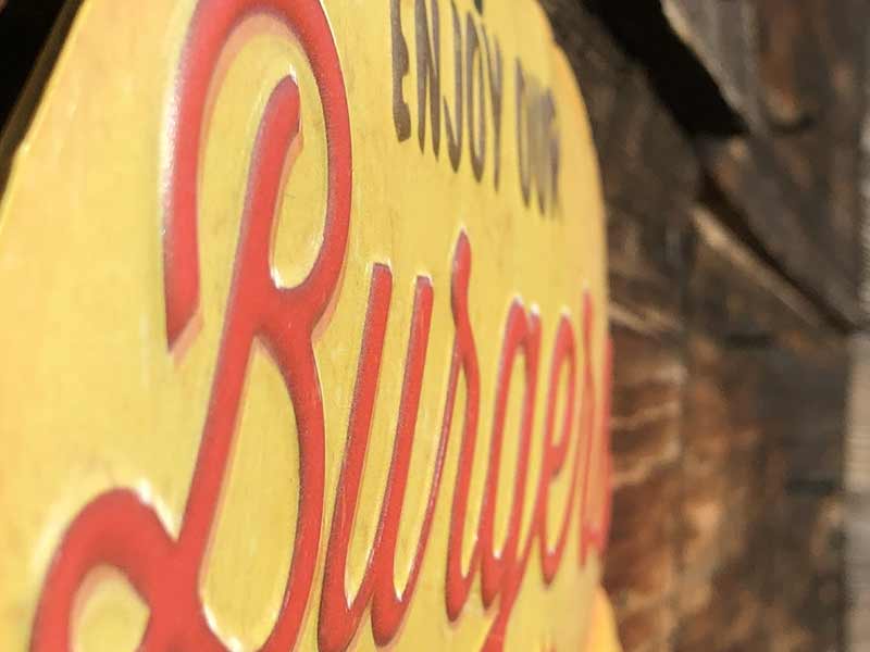 Hamburger & Potato Metal Sign�A�n���o�[�K�[�A�|�e�g�̃��^���T�C���A�u���L�̊Ŕ�