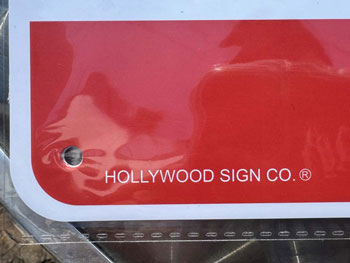 HOLLYWOOD SIGN CO�@Plastic Sign�A�@�n���E�b�h�T�C���Ђ̃v���X�`�b�N���̃T�C���A�Ŕ�