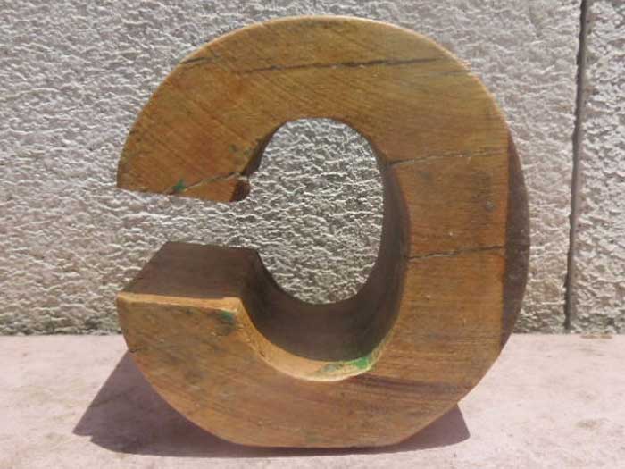 新品 Wood Letter Block アカシアの木を使用した木製のアルファベット ブロック C