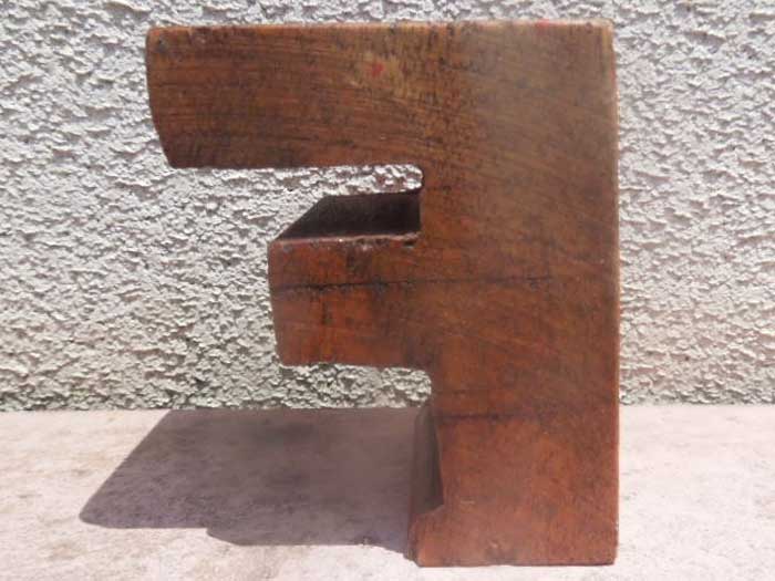 新品 Wood Letter Block アカシアの木を使用した木製のアルファベット ブロック F