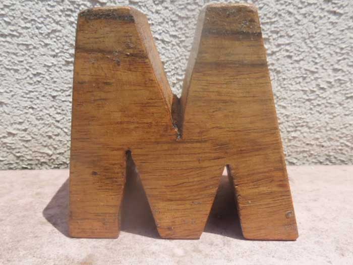 木製のアルファベット ブロック ペイントサービス