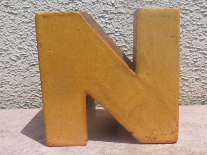 新品 Wood Letter Block アカシアの木を使用した木製のアルファベット ブロック N