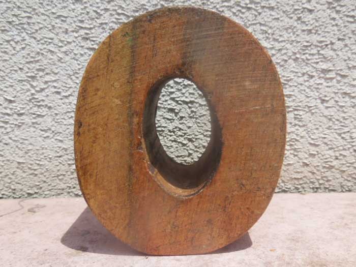 新品 Wood Letter Block アカシアの木を使用した木製のアルファベット ブロック O