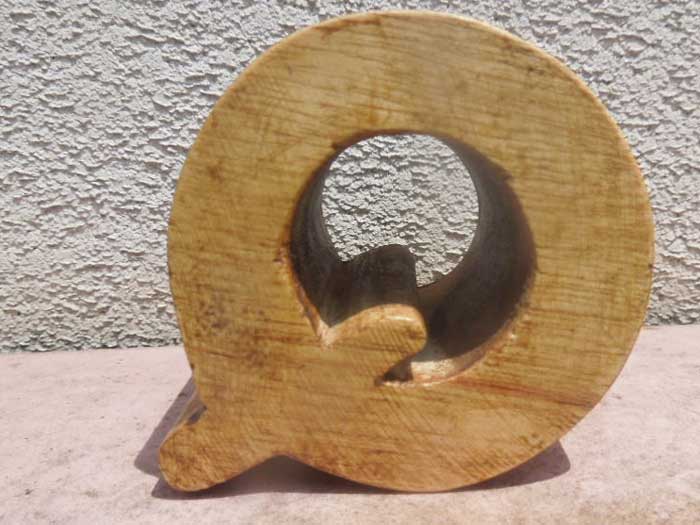 新品 Wood Letter Block アカシアの木を使用した木製のアルファベット ブロック Q