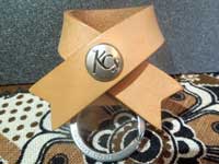 KC's Leather Craft Hand Made in JapanABow KeyringAv {^̃L[z_[ Natural