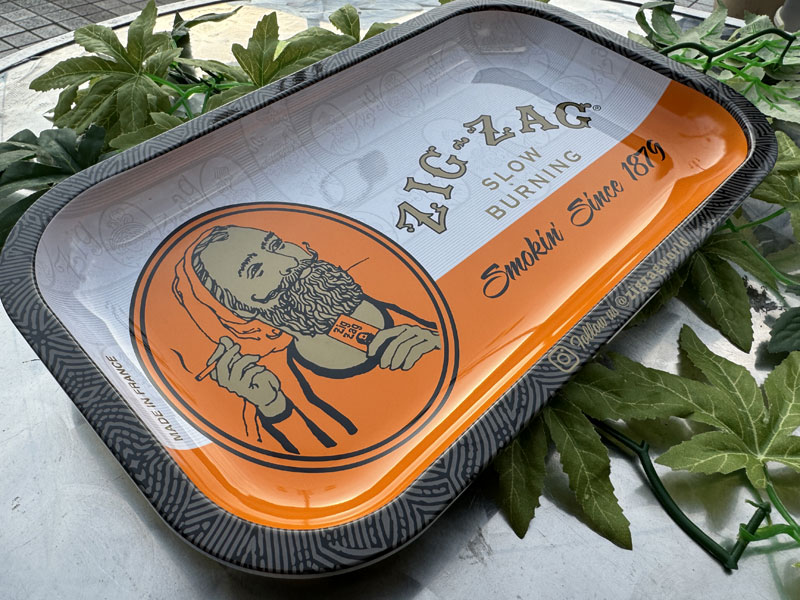 ZIG ZAG/SLOW BURN ROLLING TRAY、 ジグザグ スローバーニング ローリングトレイ made in France