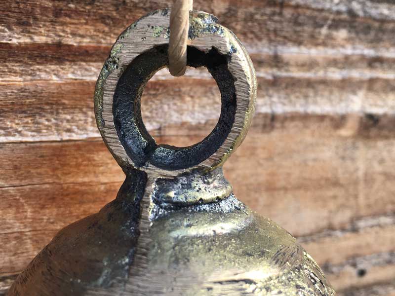 �`�x�b�g�A�l�p�[�� �^�J�� �A���e�B�[�N���̃A�j�}���x���A�J�E�x���A�h�A�x��