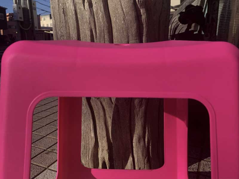 �X�^�b�L���O�\�ȃ^�C�̉���Ŏg�p����Ă��� �X�^�b�L���O�`�F�A �J�� ��O OK!!