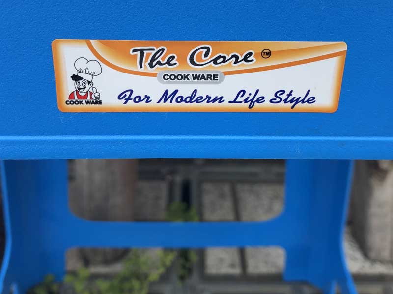 �X�^�b�L���O�\�ȃ^�C�̉���Ŏg�p����Ă��� �X�^�b�L���O�`�F�A �J�� ��O OK!!