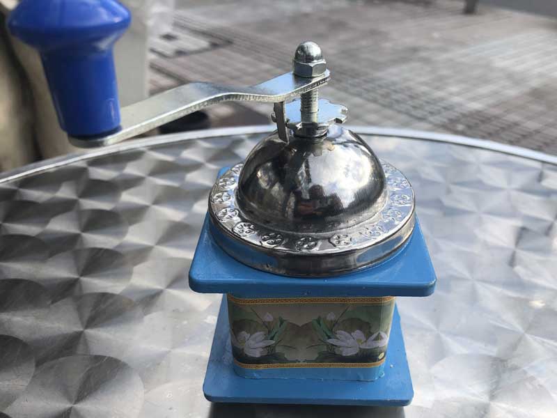 カラフルなベトナムのペッパーミル、コーヒーミル、Vietnam Peppe Mill、Coffee Mill