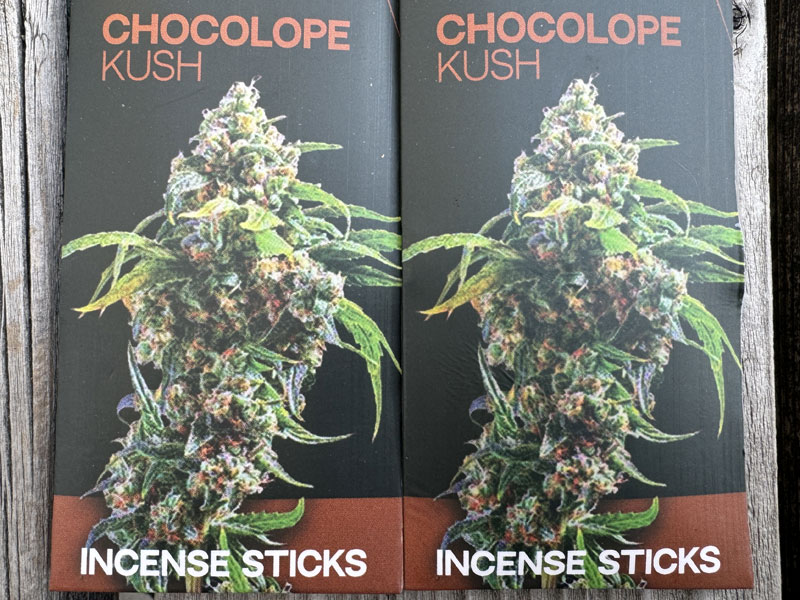 Haze Holland�� CANNABIS INCENSE STICKS NAG CHAMPA CANNABIS �w�C�Y �J���i�r�X�̍���̂����@CHOCOLOPE KUSH �`���R���[�v �N�V��