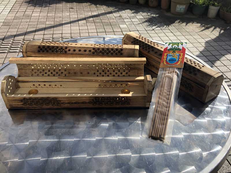 �C���h�̃}���S�[�E�b�h�̂�������&�������� 6�p�`�@�����^ Mango Wood Incense Stand & Incense Case 