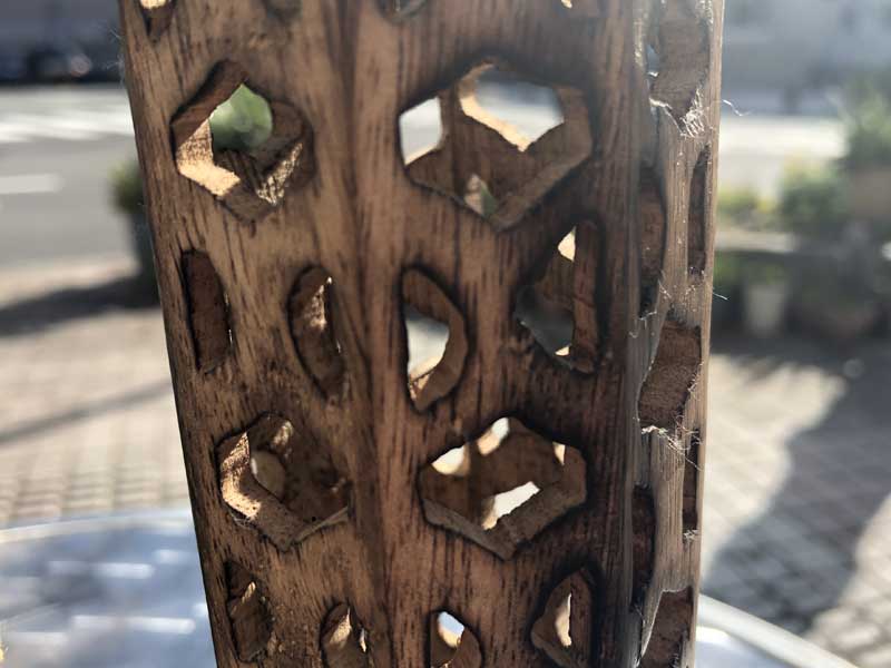 �C���h�̃}���S�[�E�b�h�̂������ăX�^���h�^ Mango Wood Incense Stand  