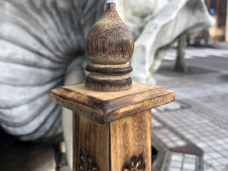 �C���h�̃}���S�[�E�b�h�̂������ă^���[ �X�^���h�^ Mango Wood Incense Tower Stand 