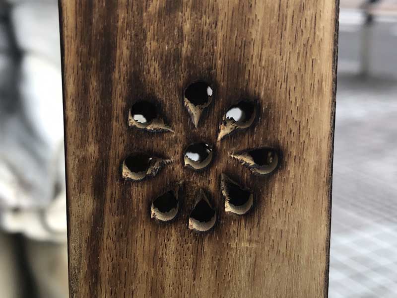 �C���h�̃}���S�[�E�b�h�̂������ă^���[ �X�^���h�^ Mango Wood Incense Tower Stand 