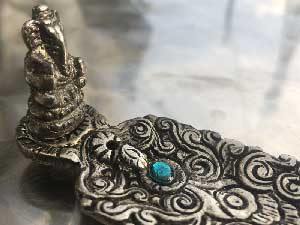 White metal Incense Stand �K�l�[�V���@�z���C�g���^�����̂�������