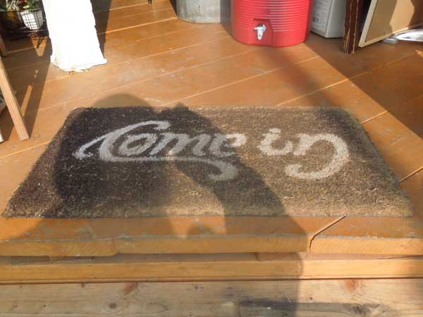 新品 Come in/Go Away アンビグラムデザインのココナツ玄関マット Brown