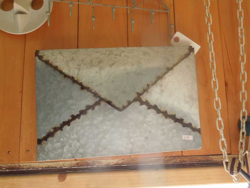 �V�i �莆���̎��[�ɁA�d�q���[���^�̃E�H�[���|�P�b�g�AYou got a mail pocket