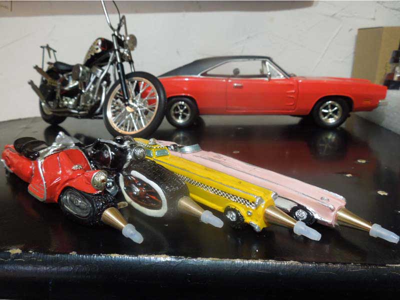 ���܂�ɂ������W���ȃA���ԁA�`���b�p�[�ȃn�[���[�A�x�X�p�ȃ{�[���y���AKustom Car�ABike��Ball Pen