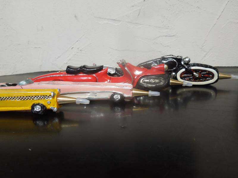 ���܂�ɂ������W���ȃA���ԁA�`���b�p�[�ȃn�[���[�A�x�X�p�ȃ{�[���y���AKustom Car�ABike��Ball Pen