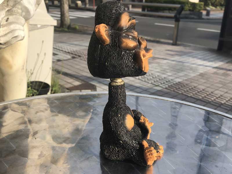Used US Toy Gorilla Bobbing Head Doll アメリカで購入した中古のゴリラの首振り人形