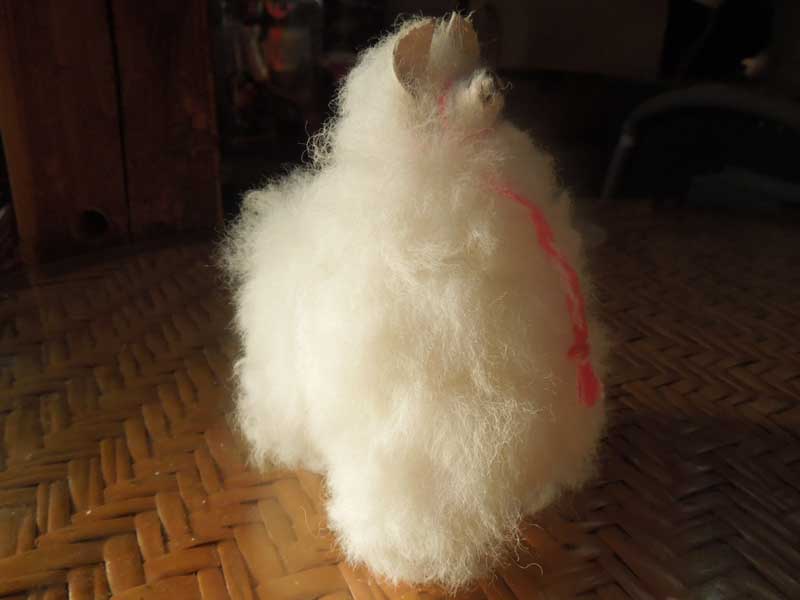 新品 ペルーの本物のアルパカの毛を使用したアルパカの人形